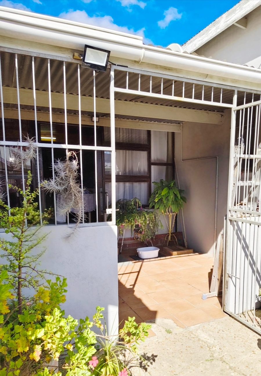 4 Bedroom Property for Sale in Kareedouw Eastern Cape